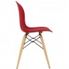 Chaise scandinave rouge sang