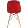 Chaise scandinave rouge clair